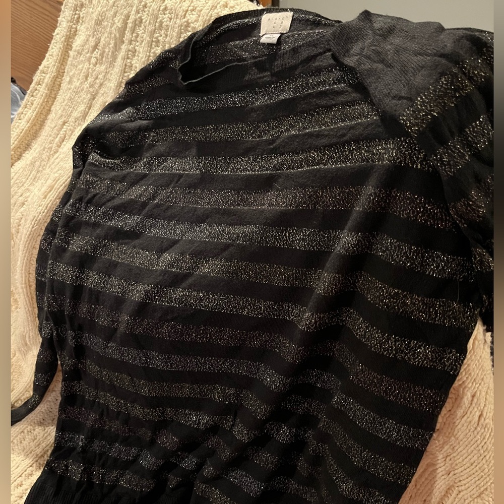 XL long sleeve glitter striped sweater, lightweight split hem loose fit